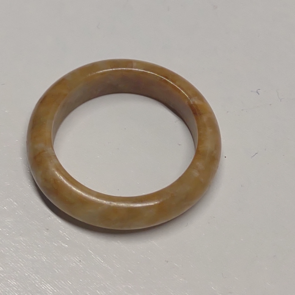Jade ring - Picture 3 of 4